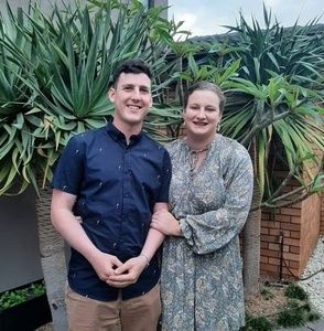 Meet your Posher, Samara